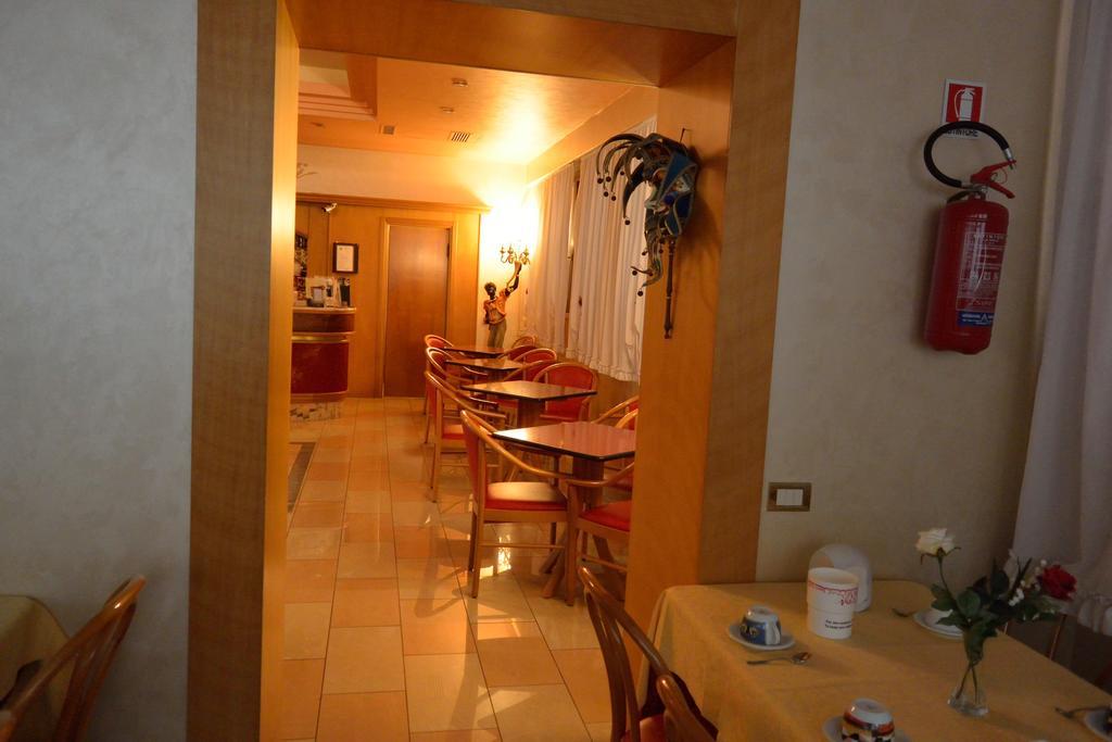 Hotel Belle Arti Βενετία Εξωτερικό φωτογραφία